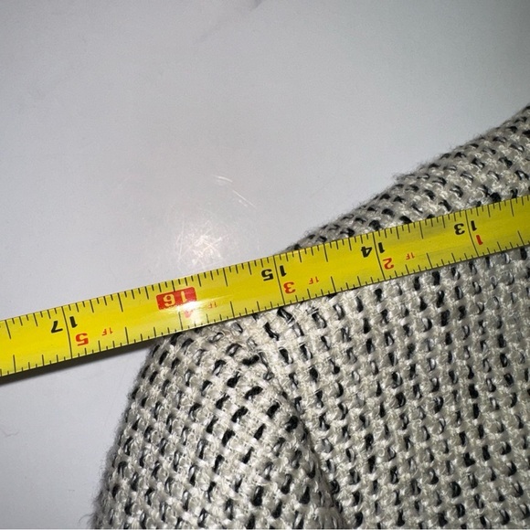 WHBM Tweed Fringe Jacket Black White 3/4 Sleeves Sz 12 - Picture 14 of 17